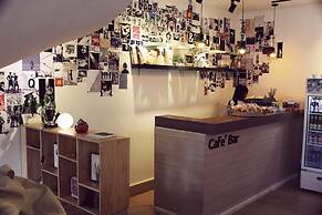 Cozycloud Backpackers Hostel