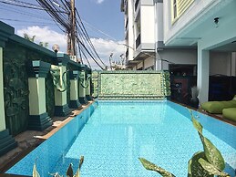 Cozycloud Backpackers Hostel