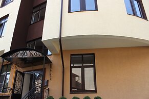 Apartment on Demokraticheskaya 34