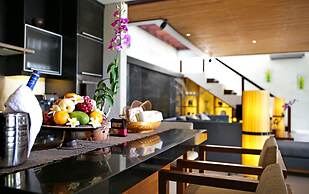 Sunset Paradise Villa Jimbaran 8008