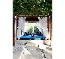 Sunset Paradise Villa Jimbaran 8008