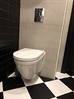 Apartment on Kamyshovaya St. 41, apt 10