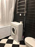 Apartment on Kamyshovaya St. 41, apt 10