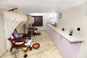 The Wells Carlton Hotel and Apartments