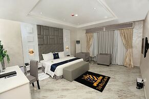 The Wells Carlton Hotel and Apartments