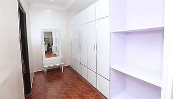 The Wells Carlton Hotel and Apartments