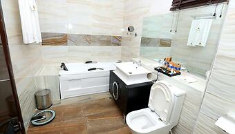 The Wells Carlton Hotel and Apartments