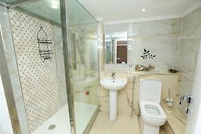 The Wells Carlton Hotel and Apartments