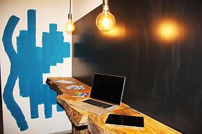 Urban Pop Hostel & BnB