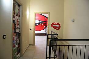 Urban Pop Hostel & BnB