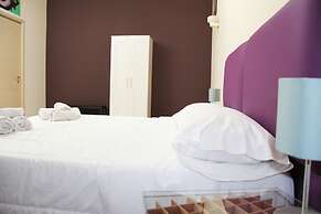 Urban Pop Hostel & BnB