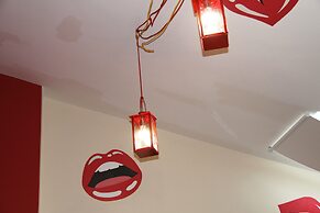 Urban Pop Hostel & BnB