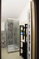 Urban Pop Hostel & BnB