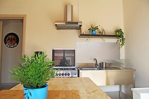 Urban Pop Hostel & BnB