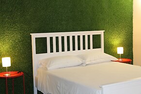 Urban Pop Hostel & BnB