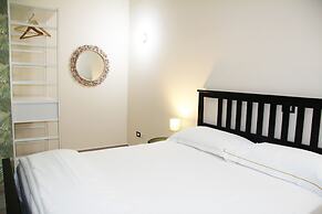 Urban Pop Hostel & BnB