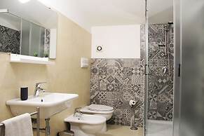 Urban Pop Hostel & BnB