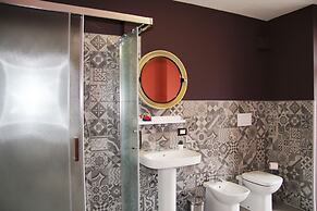 Urban Pop Hostel & BnB