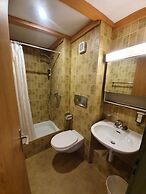 Central Beauty Scenery Apartment