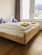 Central Beauty Scenery Apartment