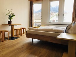 Central Beauty Scenery Apartment