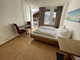 Central Beauty Scenery Apartment