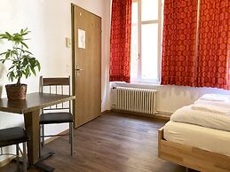 Central Beauty Scenery Apartment