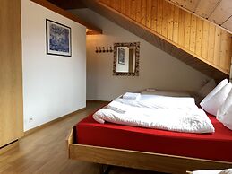 Central Beauty Scenery Apartment