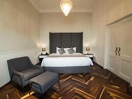Hotel Business Real 500