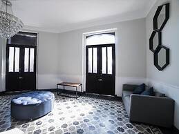 Hotel Business Real 500
