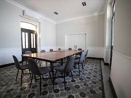 Hotel Business Real 500