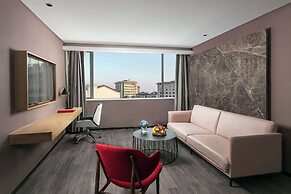 Ramada by Wyndham Yangzhou Slender West Lake