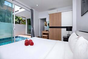 Tropical Living in Modern Villa Lancelot