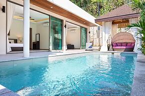 Exquisite Thai Balinese Pool Villa Mika