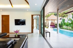 Exquisite Thai Balinese Pool Villa Mika