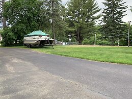 Lakeside Motel