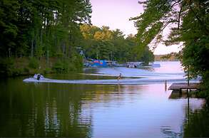 Lakeside Motel