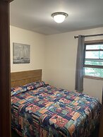 Lakeside Motel