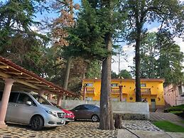 Villa Monteli Suites