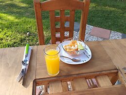 Villa Monteli Suites