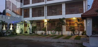 Hotel Crown Plaza Katunayake