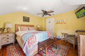 The Gables of Rhinebeck Inn