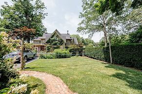 The Gables of Rhinebeck Inn