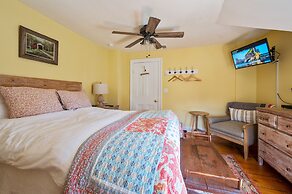 The Gables of Rhinebeck Inn