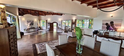 PINK FLAMINGO BOUTIQUE HOTEL