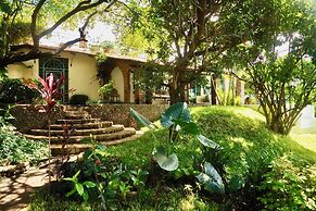 PINK FLAMINGO BOUTIQUE HOTEL