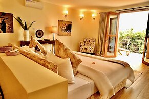 PINK FLAMINGO BOUTIQUE HOTEL