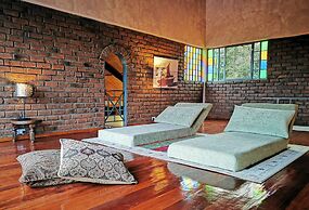 PINK FLAMINGO BOUTIQUE HOTEL