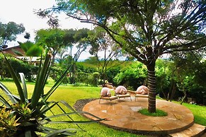 PINK FLAMINGO BOUTIQUE HOTEL