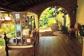 PINK FLAMINGO BOUTIQUE HOTEL
